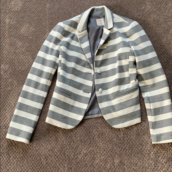 Gap Jacket - Picture 2 of 3